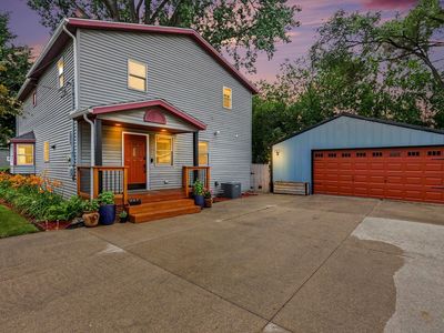 307 Frank St