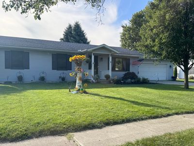 2 Meadow Lane Dr