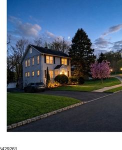 12 Winding Way