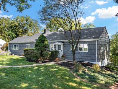 2511 Fife Dr