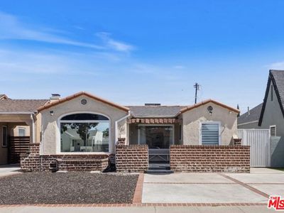 2137 W 84th Pl