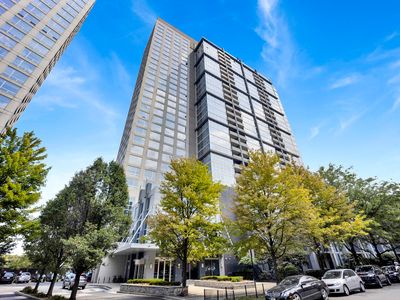 1901 S Calumet Ave Unit 911