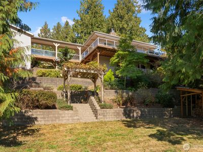 555 E Hemmi Road