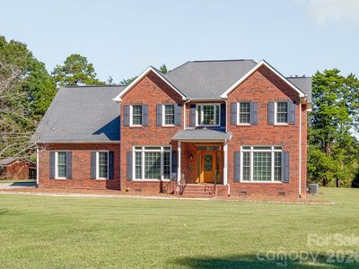 16506 Whispering Oaks Ln