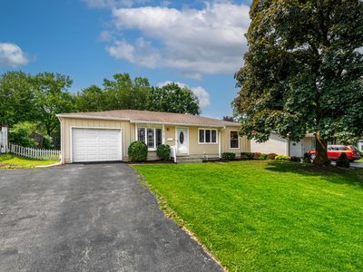 2757 Forest Glen Pkwy