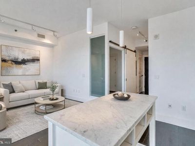 1011 M St NW Unit 606