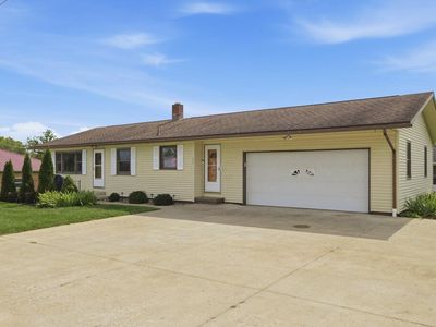 Property at 267 Spring St, Shreve, OH