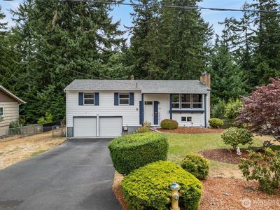 2475 Parkwood Drive SE