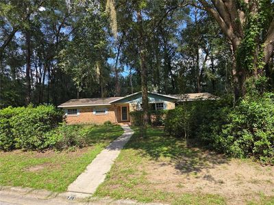 909 NW 39TH STREET