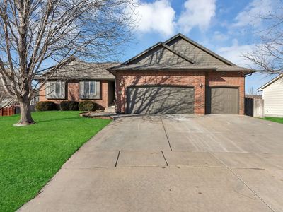 3327 N Lake Ridge Ct