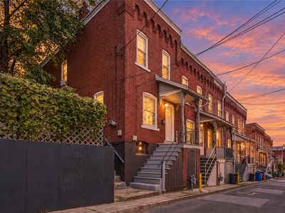932 Mechanic St