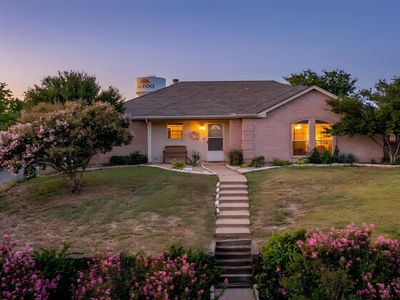 401 Hillside Dr