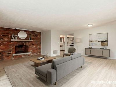 Property at 1512 Lafayette Dr APT B, Upper Arlington, OH