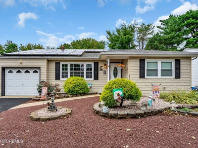 67 Nostrand Drive