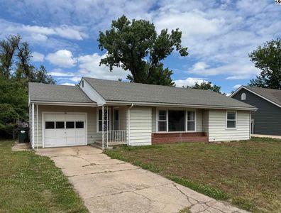 206 E Kansas Ave