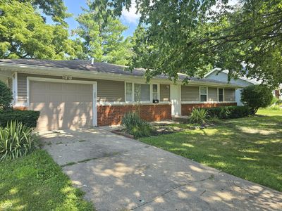 1230 Oakland Dr