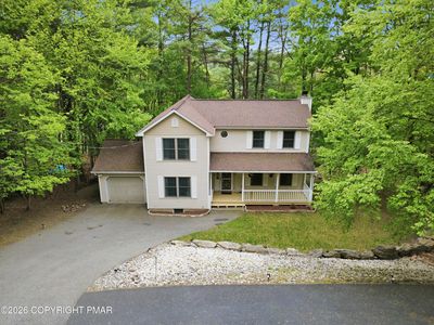 2327 Woodcrest Dr