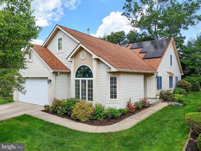 1572 Lacebark Rd