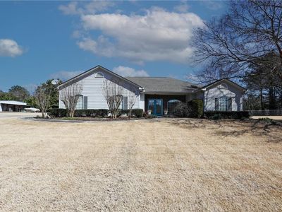 4821 Lenora Church Rd