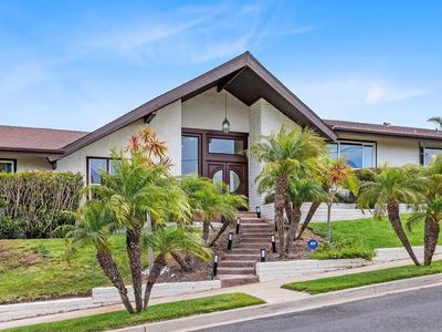 1160 Via Espana