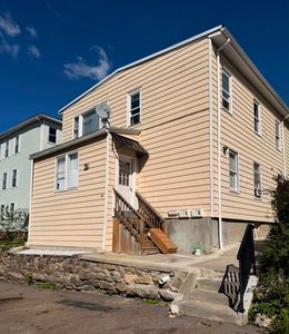 69 Fox St