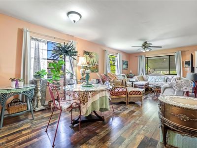 13532 Siesta Pines Ct APT 5