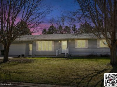 908 Pleasantview Dr SE
