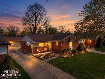 28300 Mackenzie Dr