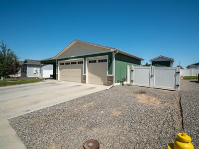 2138 Slope Creek Ave