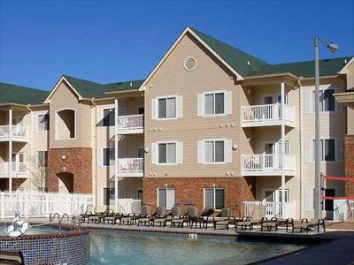 2200 Classen Blvd APT 8122