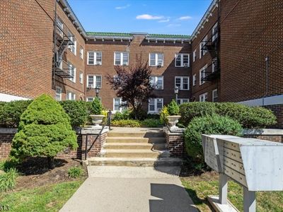 2 Altamont Ct BLDG 2 #24