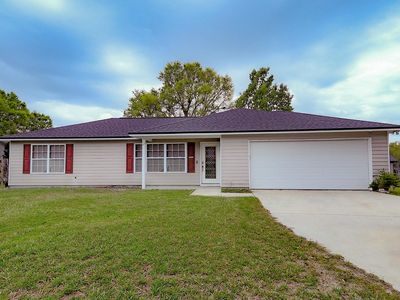 Property at 31 Stevens Dr, Midway, FL