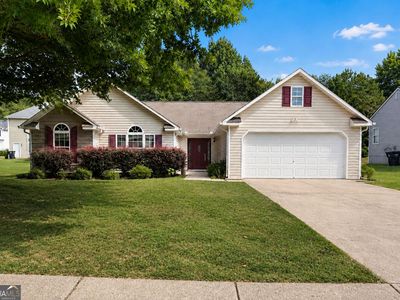 Property at 6330 Queensdale Dr, Douglasville, GA