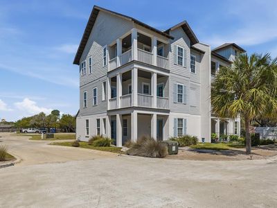103 La Belle Ave