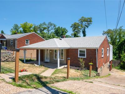 235 Glencoe Dr
