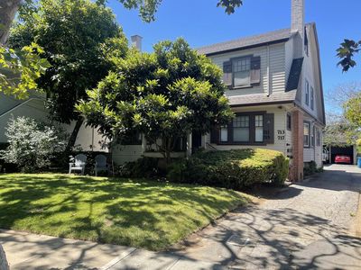711 Highland Ave