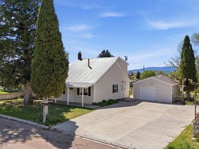 234 Donahue Ave