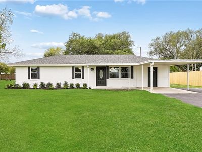 Property at 210 Mark Dr, Des Allemands, LA