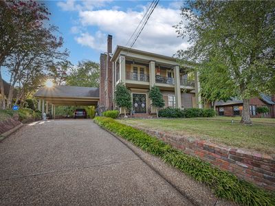 147 Waverly Wood Dr