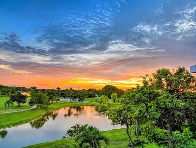3980 Oaks Clubhouse Dr APT 409
