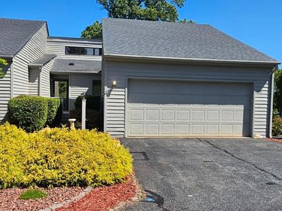 204 Shaker Ln