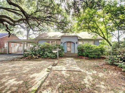 215 Williams Ave