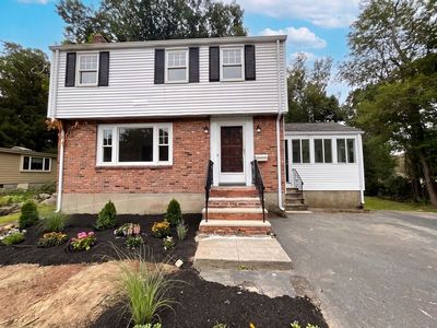 48 Woodlawn St