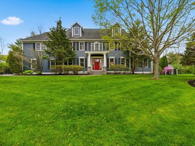 10 Bartlett Dr