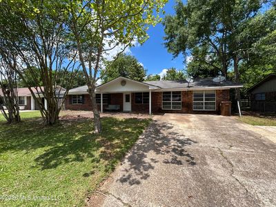 2074 Trailwood Dr