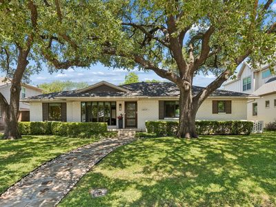 6829 Santa Maria Ln