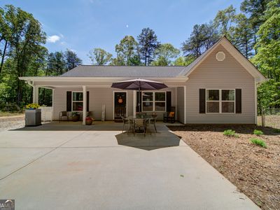 2182 Ben Higgins Rd
