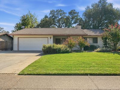 Property at 1444 Arroyo Manor Dr, Redding, CA
