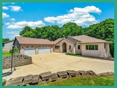 546 Echo Valley Rd