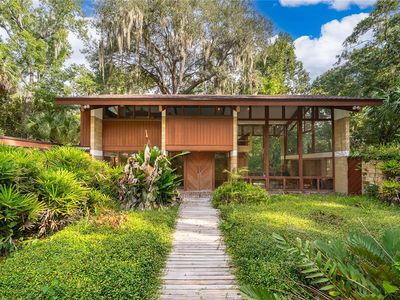 291 MAPLE COURT